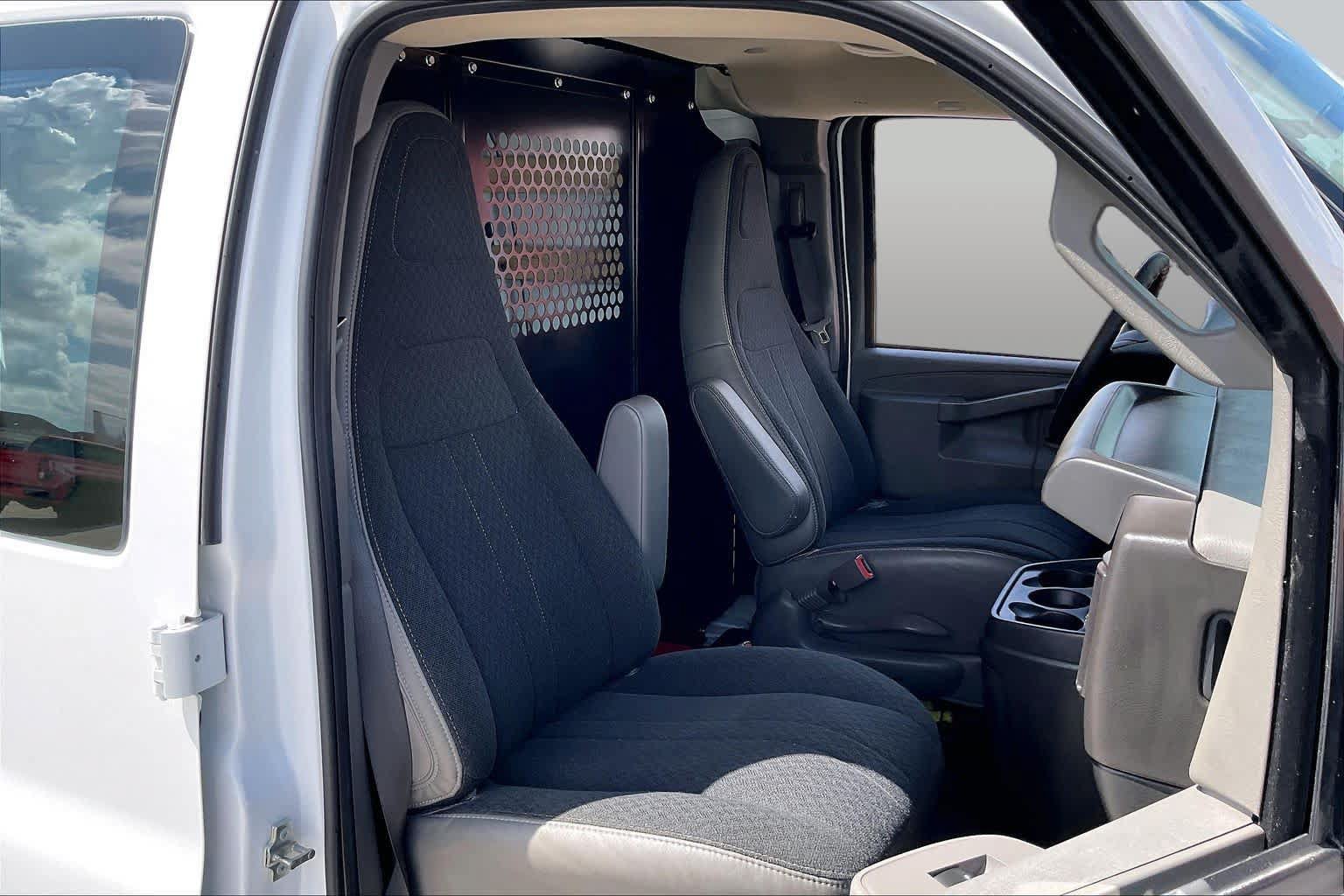 Certified 2024 Chevrolet Express 2500 w/ Driver Convenience Package RWD image 9