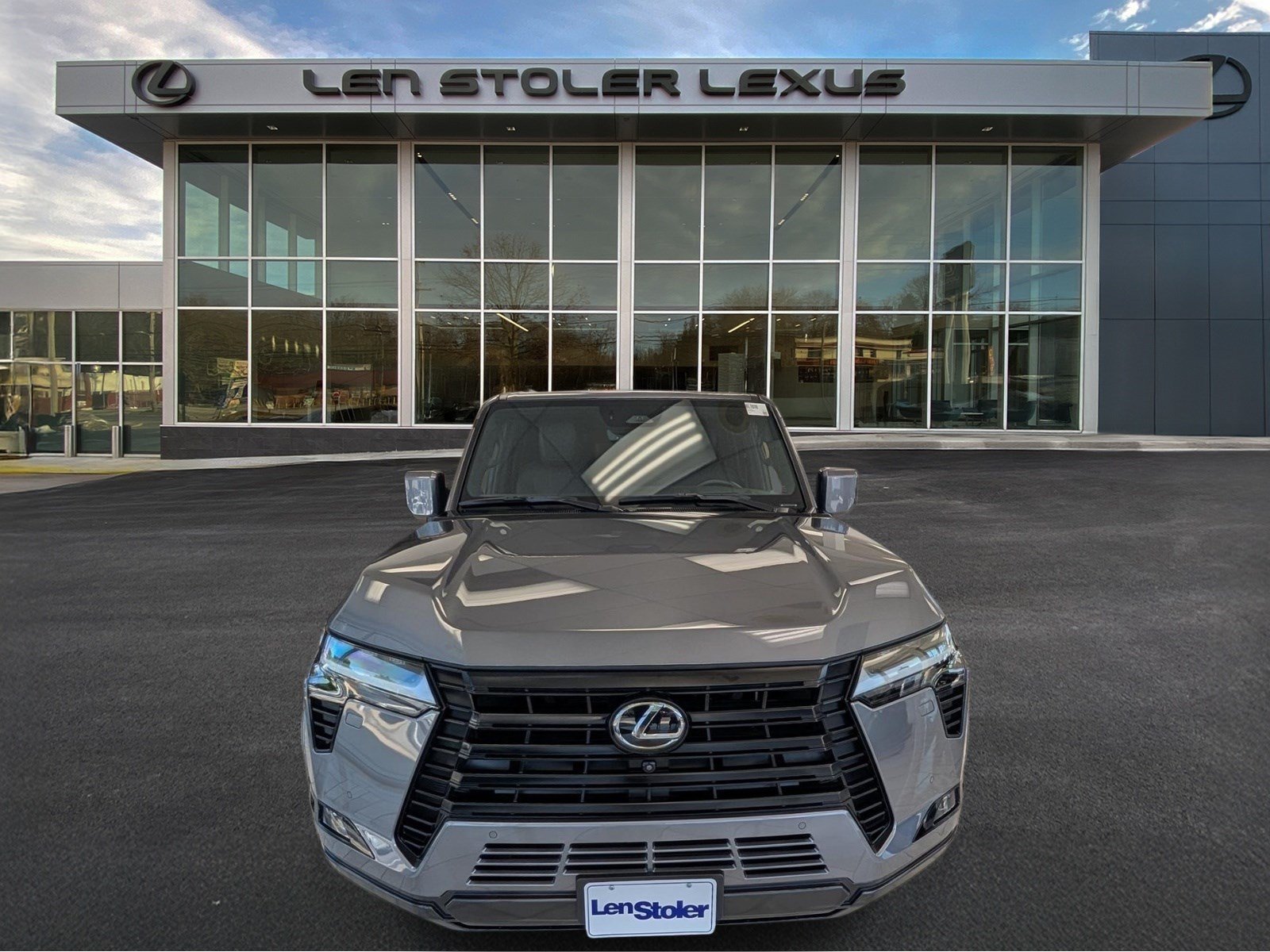 Used 2025 Lexus GX 550 w/ Accessory Package (2T) AWD/4WD image 8
