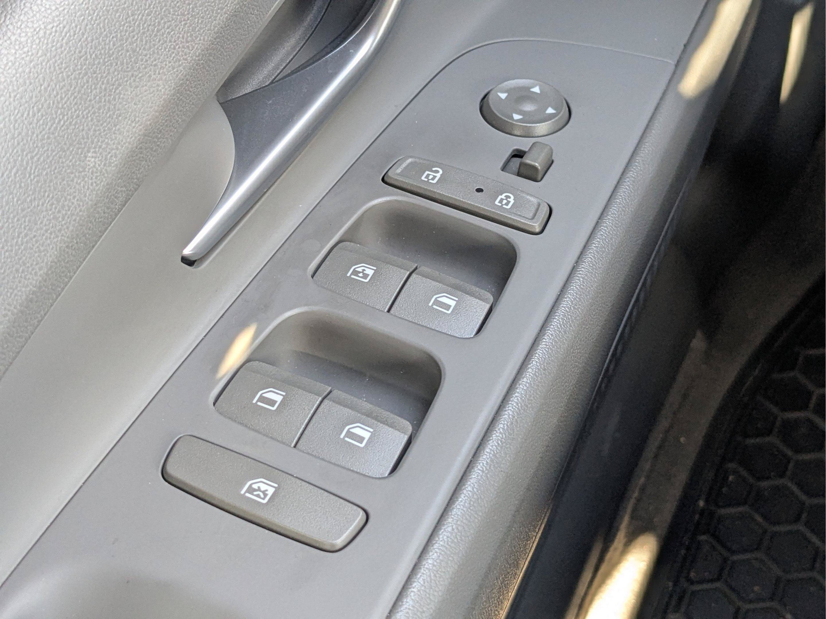 Certified 2023 Hyundai Elantra SEL w/ Convenience Package FWD image 22