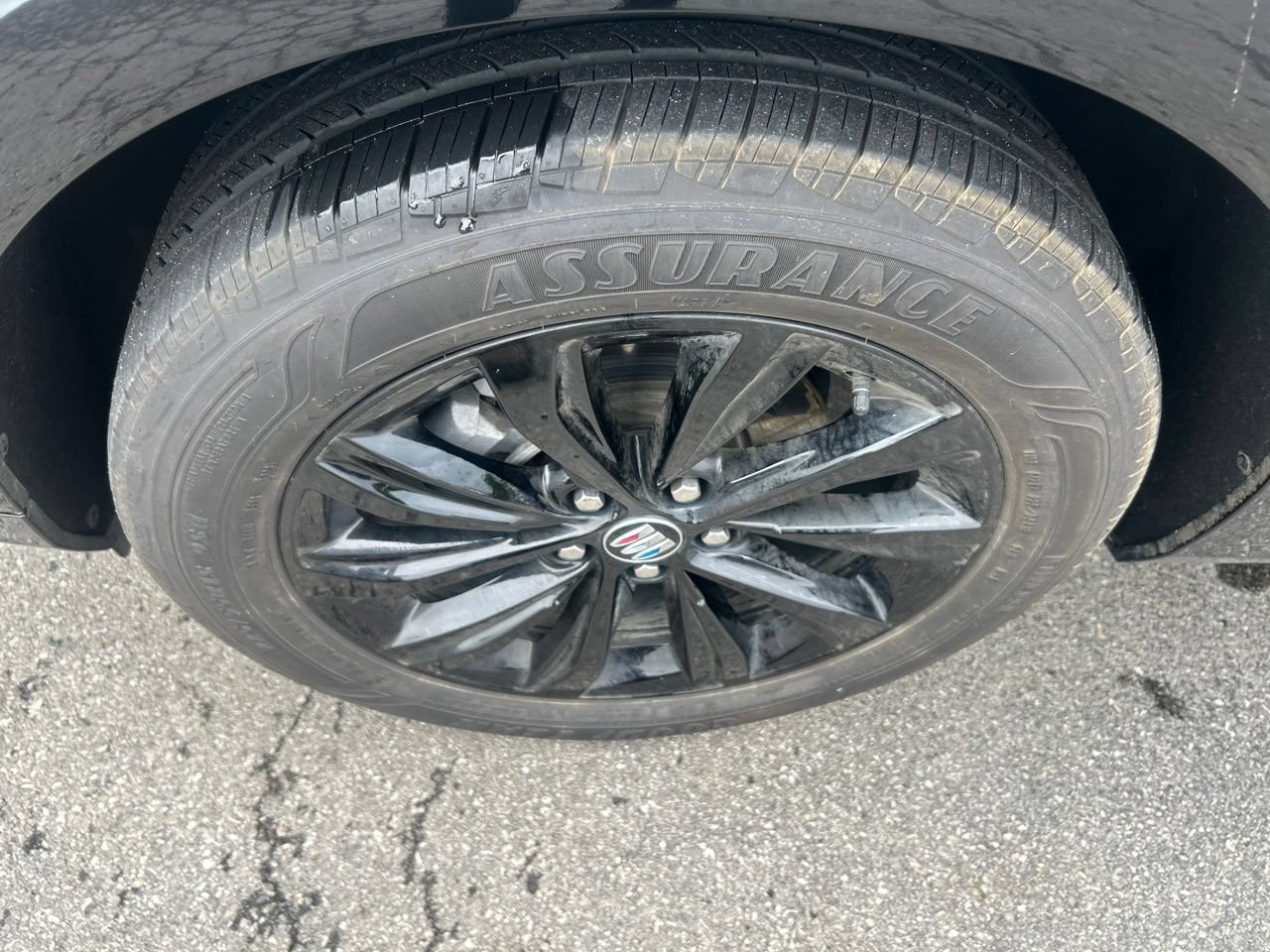 Used 2024 Buick Envista Sport Touring w/ Convenience I Package FWD image 9