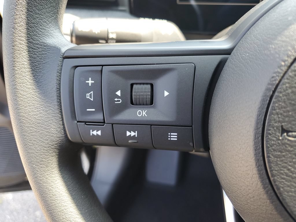 New 2026 Nissan Kicks SV w/ Cold Weather Package AWD/4WD image 11