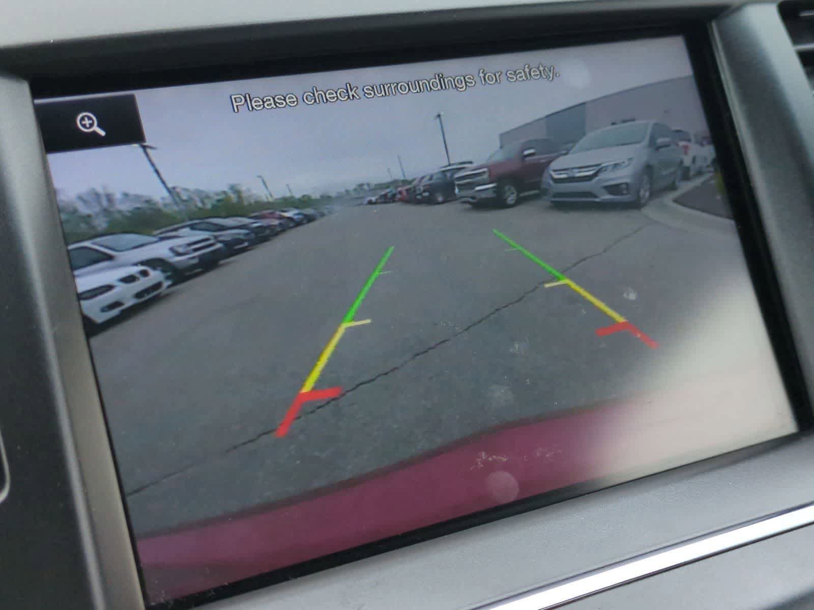 Used 2013 Lincoln MKS FWD image 29