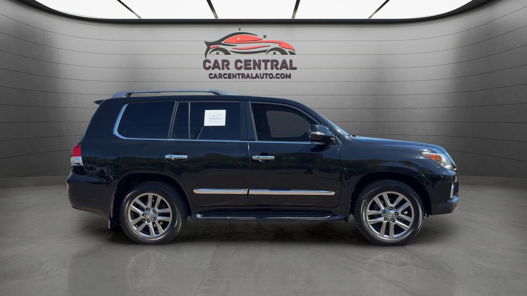 Used 2015 Lexus LX 570 4WD w/ Luxury Package image 6