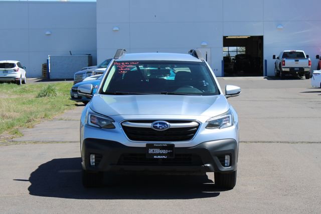 Used 2020 Subaru Outback Premium image 9