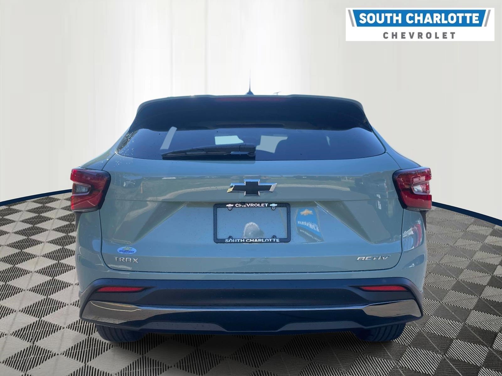 Used 2026 Chevrolet Trax ACTIV w/ Sunroof Package FWD image 5