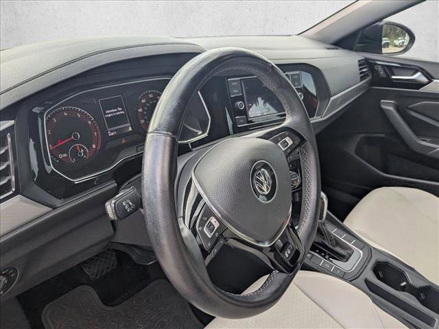 Used 2019 Volkswagen Jetta R-Line image 10