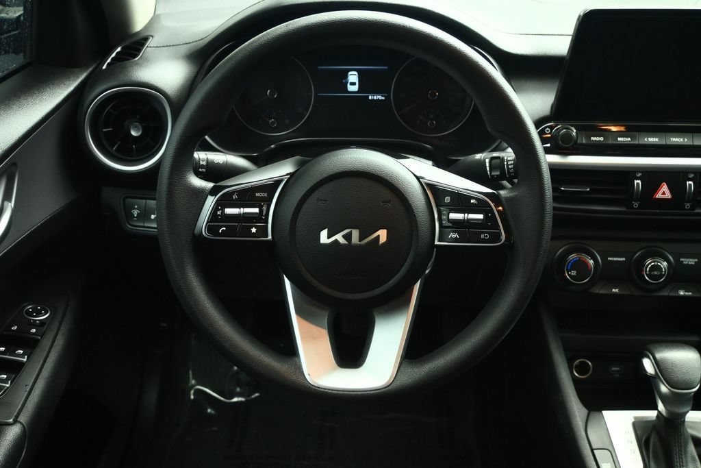 Used 2023 Kia Forte LXS w/ LXS Technology Package FWD image 34