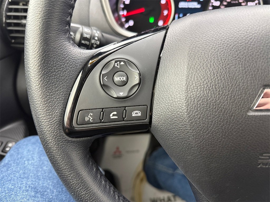 Used 2022 Mitsubishi Eclipse Cross SE image 32