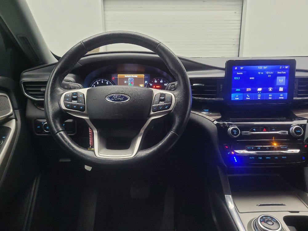Used 2023 Ford Explorer Limited w/ Equipment Group 301A RWD image 22