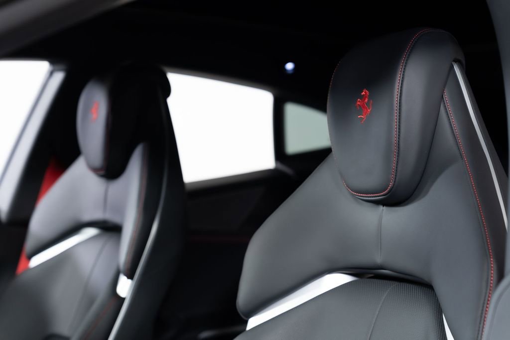 Used 2024 Ferrari Purosangue image 44