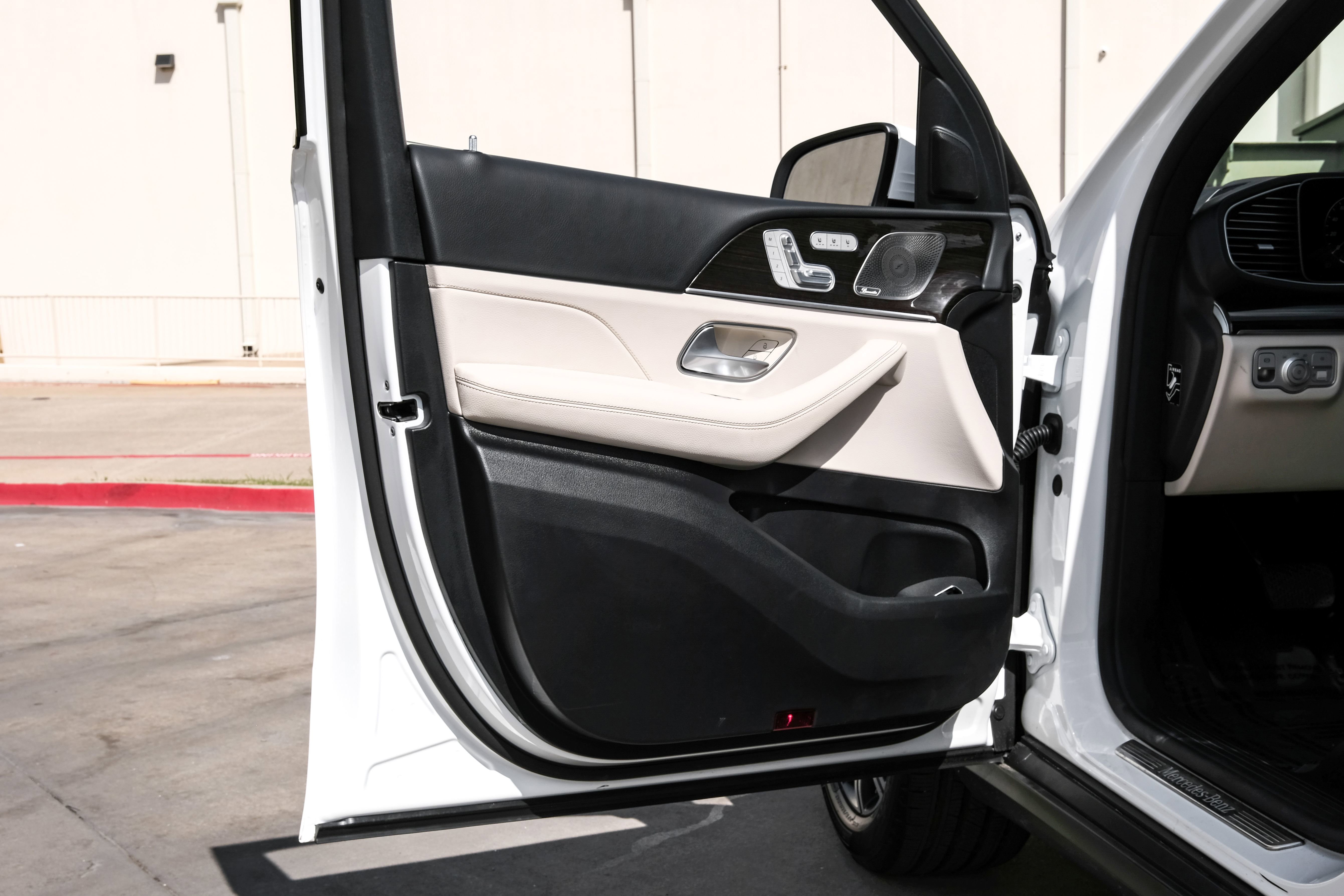 Used 2026 Mercedes-Benz GLE 350 4MATIC image 39