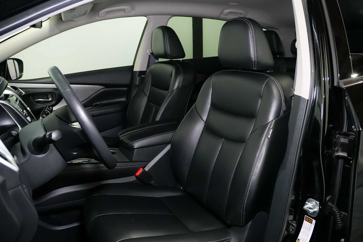 Used 2024 Nissan Murano SV w/ SV Midnight Edition Package FWD image 17