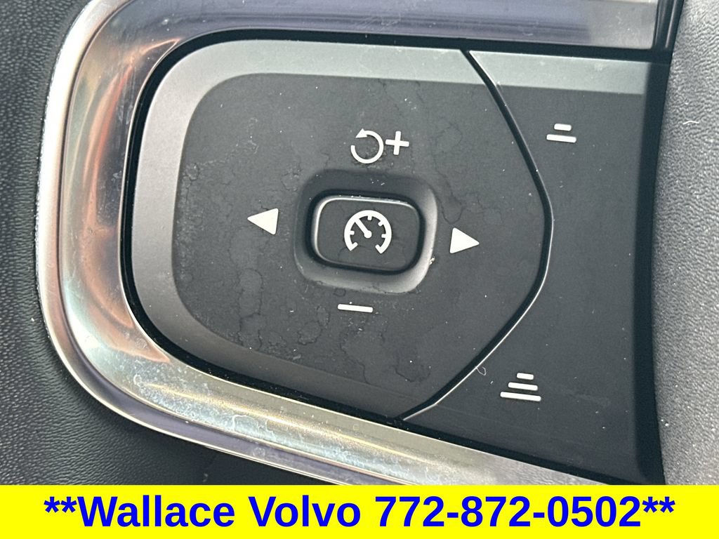 Used 2023 Volvo XC40 B5 Ultimate w/ Protection Package AWD/4WD image 24