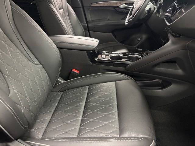 Used 2023 Buick Envision Avenir image 12