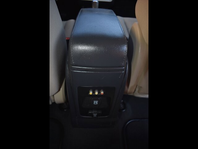 Used 2010 Dodge Journey SXT w/ Rear Seat Video Group FWD image 29
