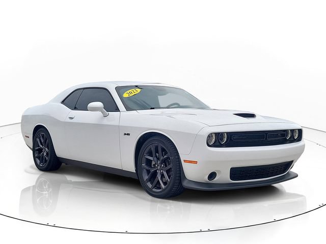 Used 2023 Dodge Challenger R/T w/ Blacktop Package RWD image 3