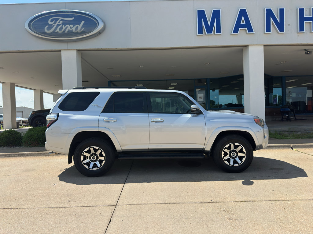Used 2019 Toyota 4Runner TRD Off-Road Premium AWD/4WD image 7