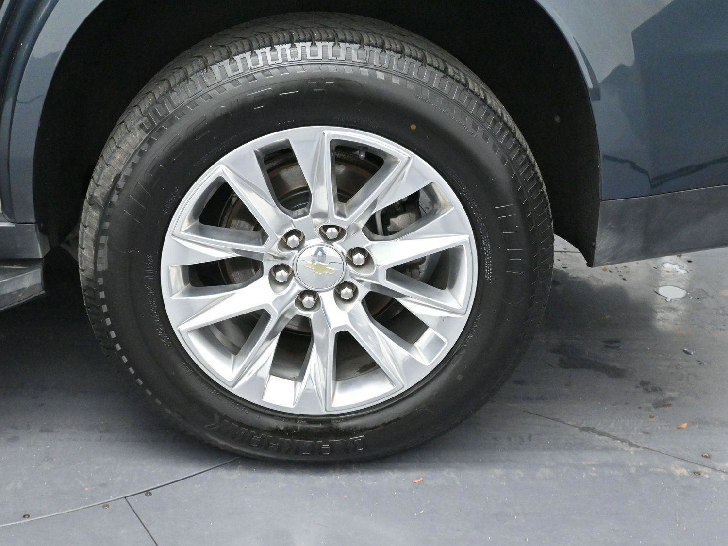 Used 2021 Chevrolet Tahoe Premier w/ Premium Package image 42