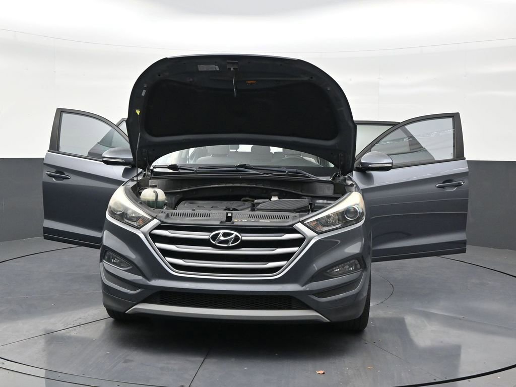 Used 2018 Hyundai Tucson Sport FWD image 32