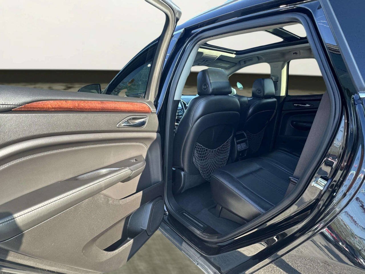 Used 2016 Cadillac SRX Luxury FWD image 15
