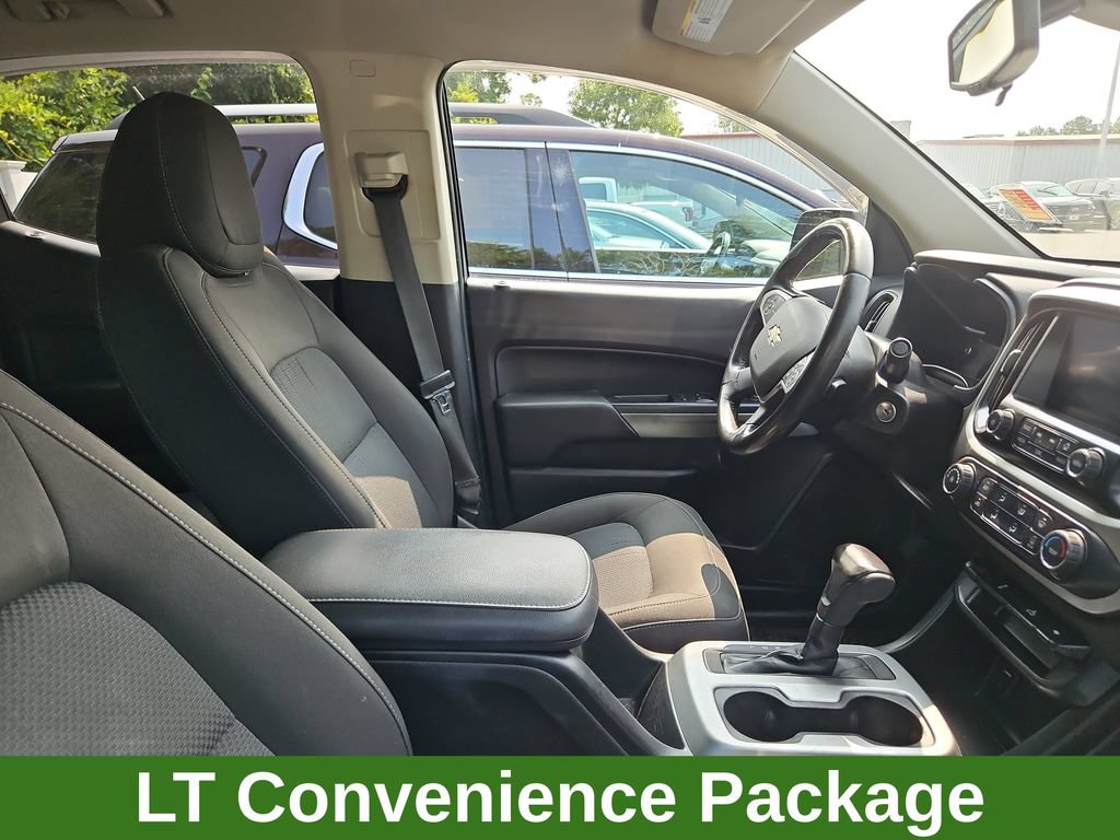 Used 2017 Chevrolet Colorado LT w/ LT Convenience Package RWD image 8
