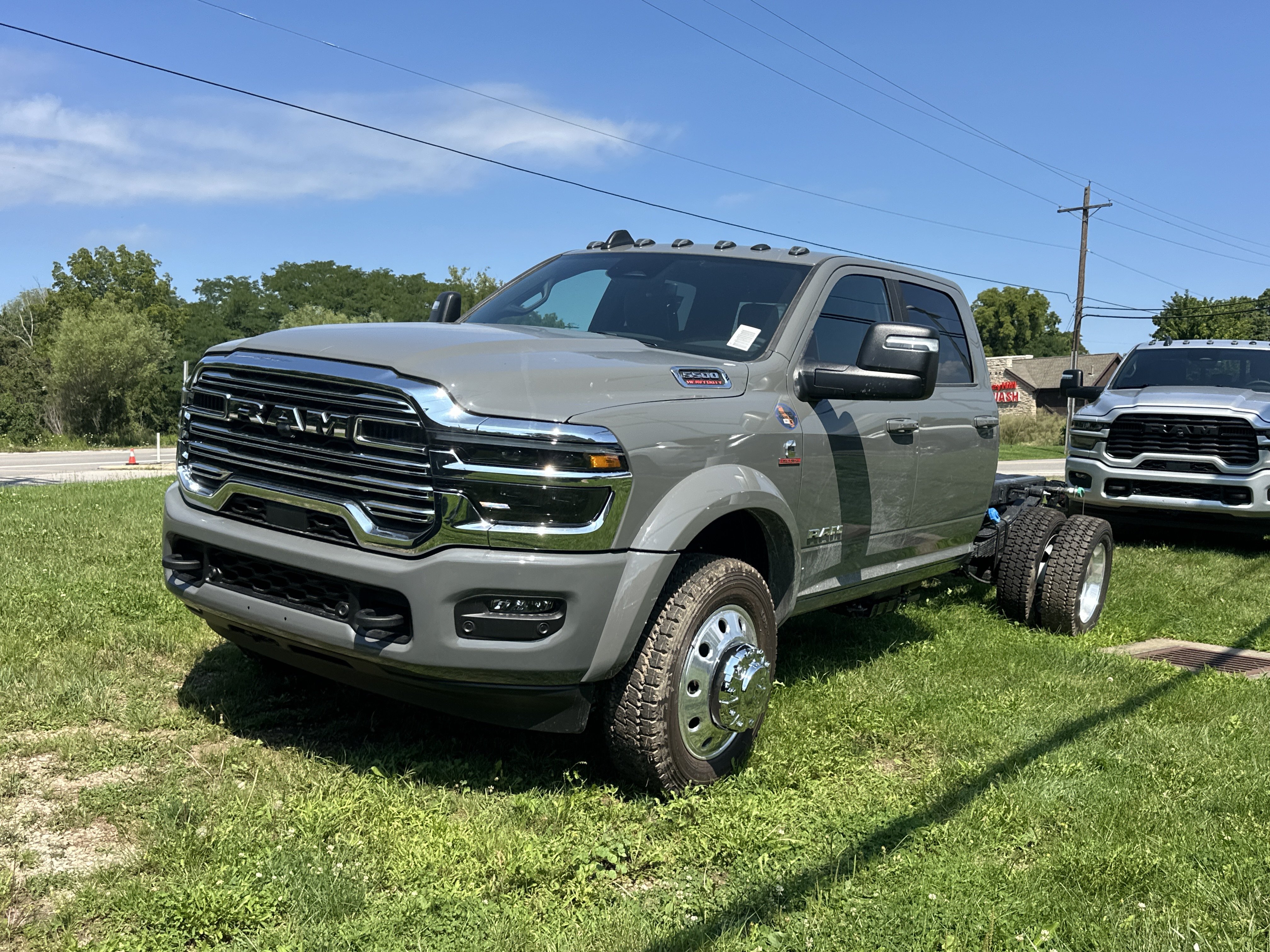 New 2026 RAM 5500 4x4 Crew Cab w/ Laramie Trim Package image 23