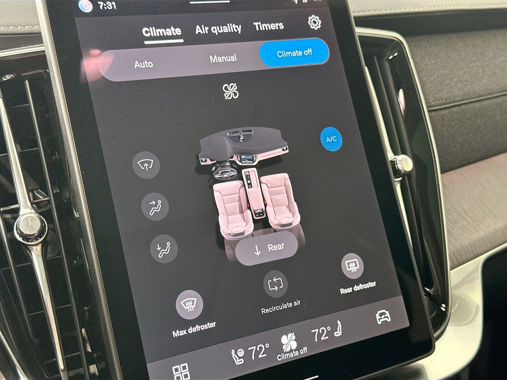 New 2026 Volvo XC90 T8 Ultra w/ Lounge Package image 15
