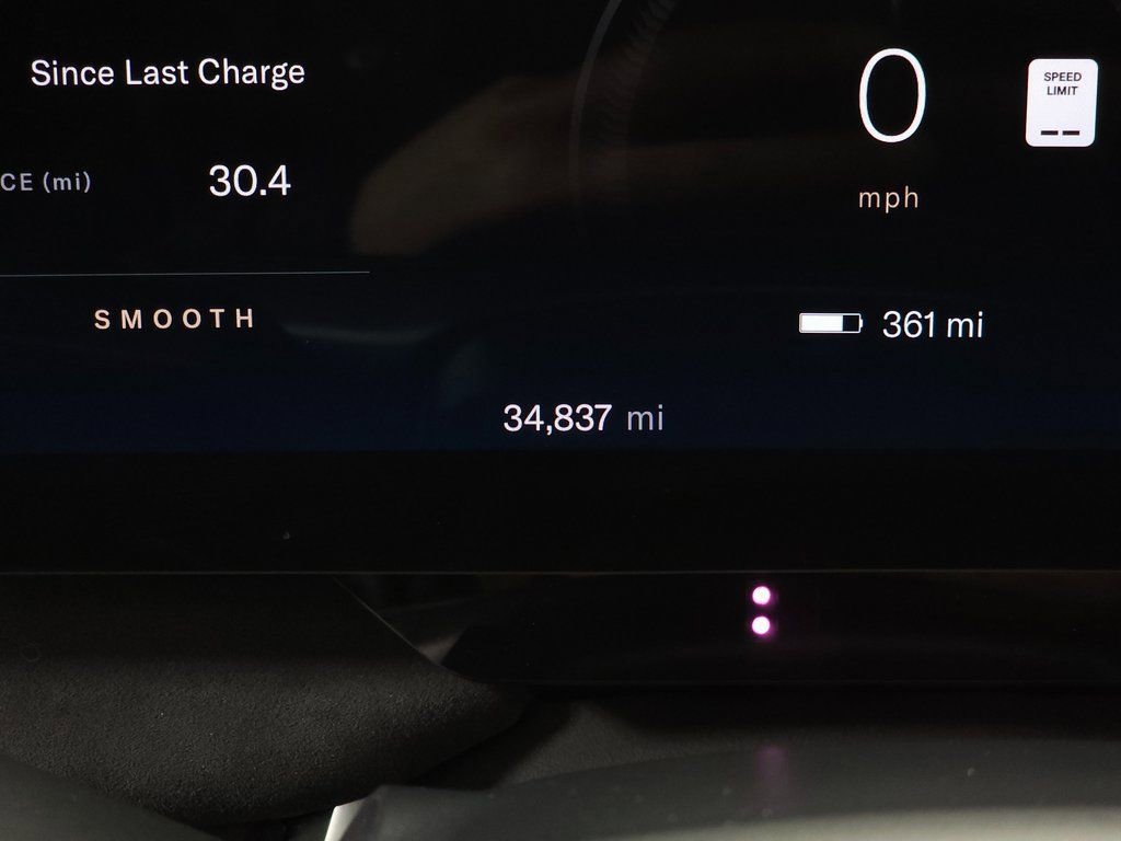 Used 2022 Lucid Air Grand Touring image 24