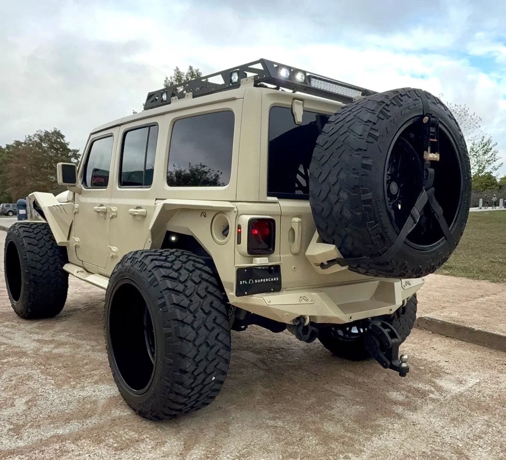 Used 2018 Jeep Wrangler Unlimited Sport S image 4