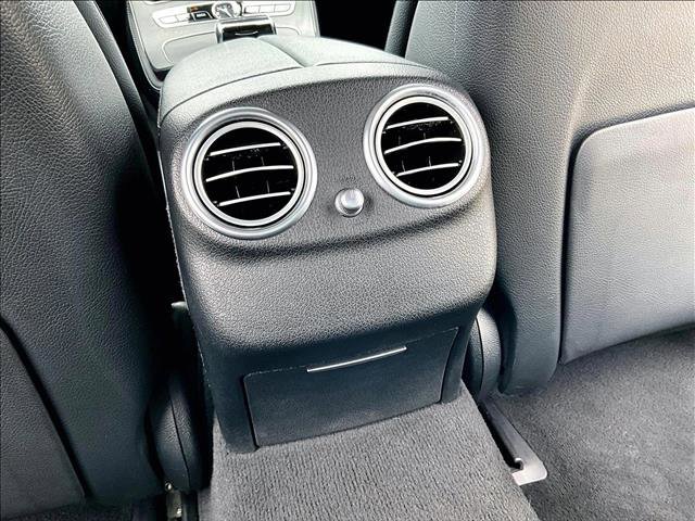 Used 2019 Mercedes-Benz E 300 image 25