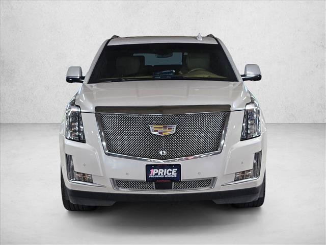 Used 2019 Cadillac Escalade ESV Platinum AWD/4WD image 2