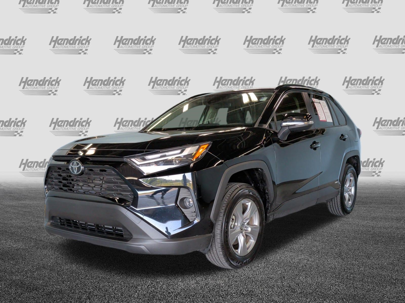 Certified 2025 Toyota RAV4 LE AWD/4WD image 7