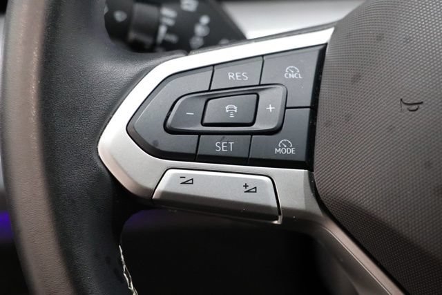 Used 2026 Volkswagen Tiguan SE AWD/4WD image 22