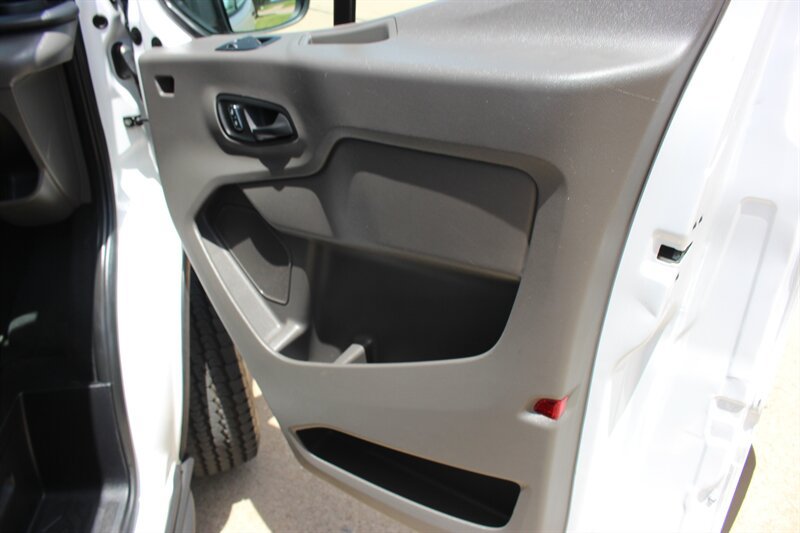 Used 2023 Ford Transit 350 XLT RWD image 22