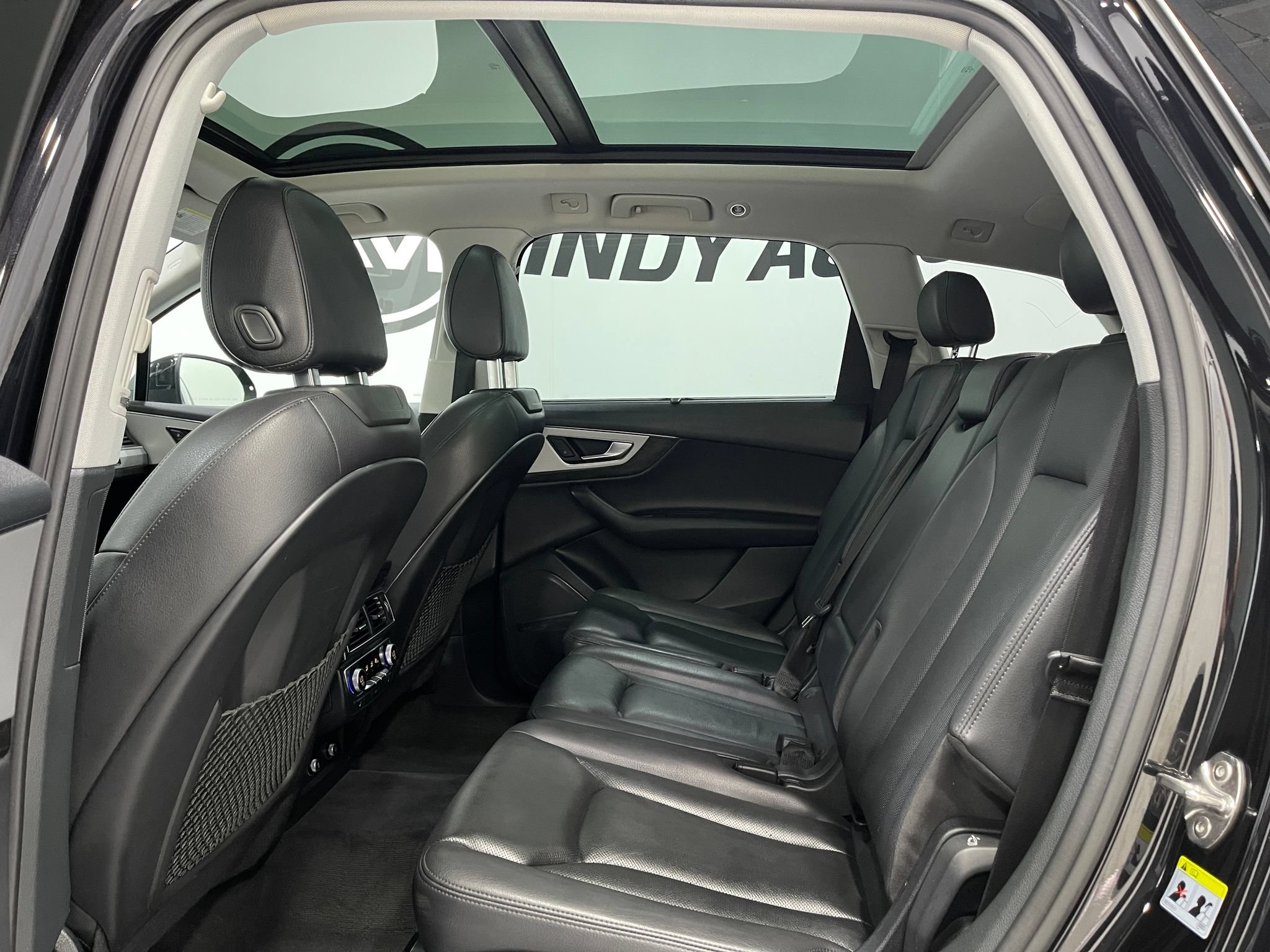Used 2019 Audi Q7 3.0T Prestige AWD/4WD image 30