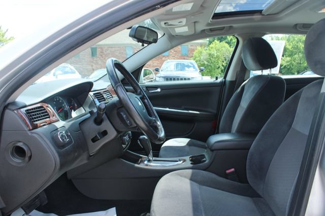 Used 2013 Chevrolet Impala LT w/ LT Sunroof Package FWD image 12