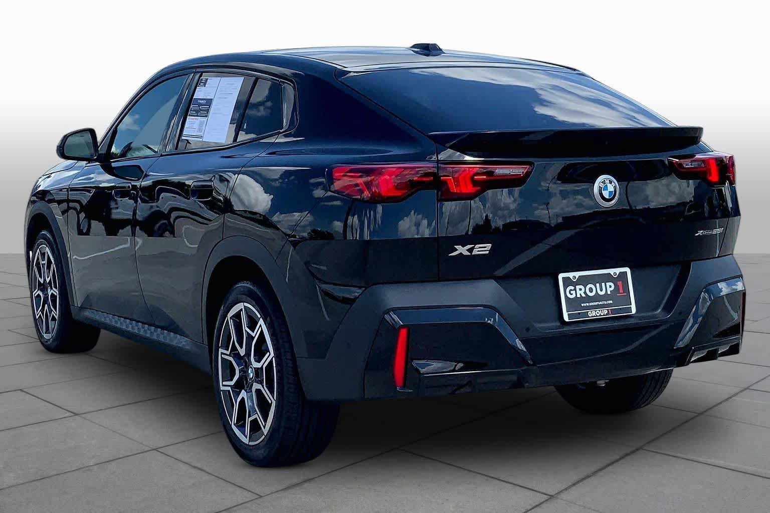 Used 2026 BMW X2 xDrive28i AWD/4WD image 12