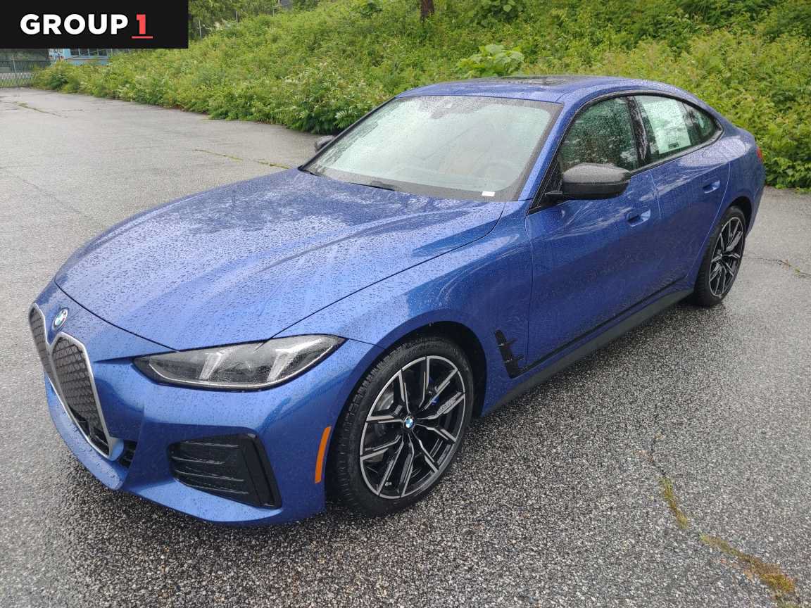 Used 2025 BMW i4 xDrive40i w/ M Sport Package AWD/4WD image 1