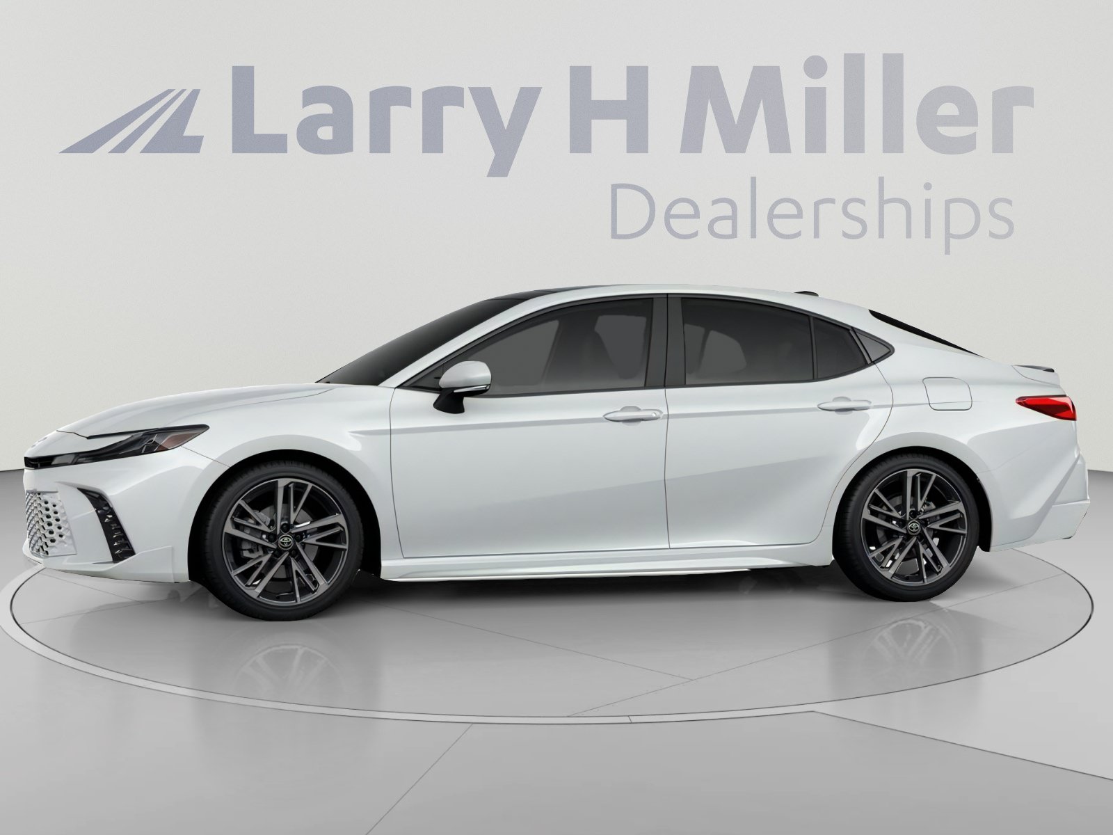 New 2026 Toyota Camry XSE FWD image 3