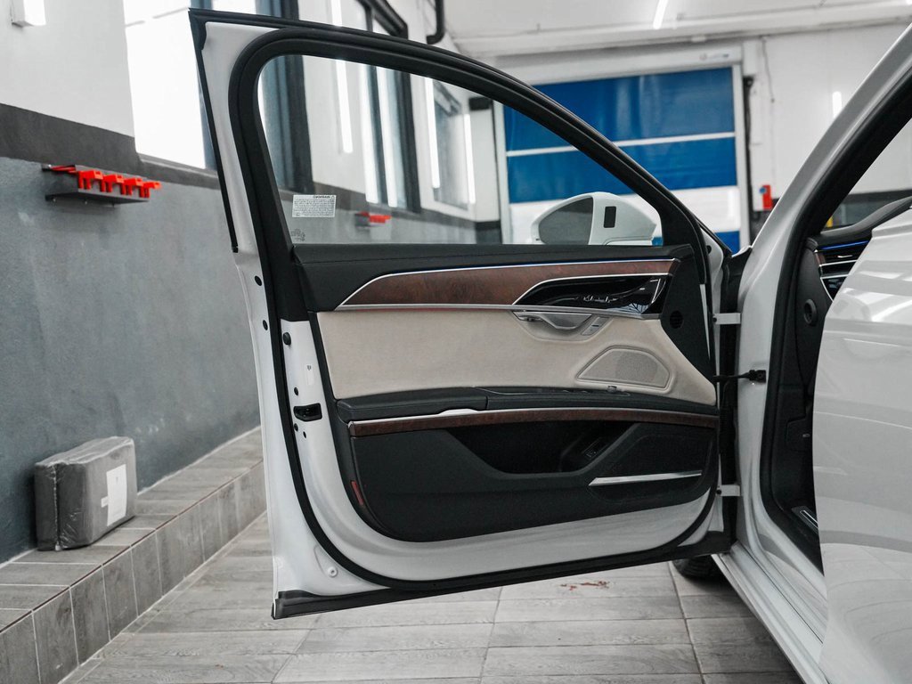 Used 2023 Audi A8 L 3.0T w/ Luxury Package image 10