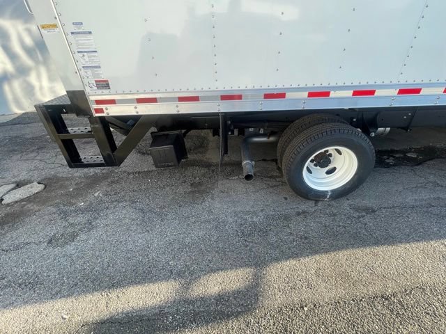New 2024 Ford E-450 and Econoline 450 Super Duty w/ Driver's Safety Package RWD image 14