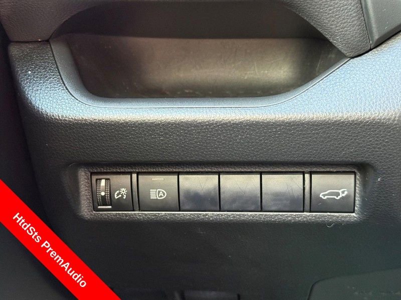 Used 2019 Toyota RAV4 XLE w/ Convenience Package image 29