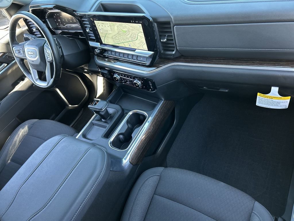 Used 2025 GMC Sierra 1500 Elevation image 28