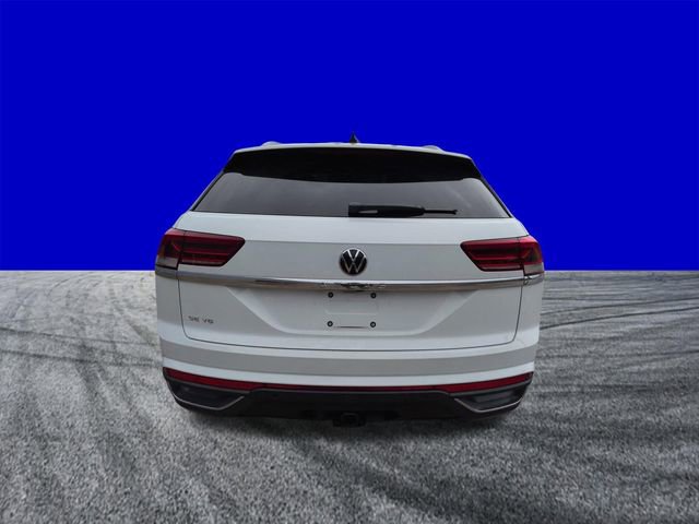 Used 2022 Volkswagen Atlas Cross Sport SE w/ Black Wheel Package FWD image 5