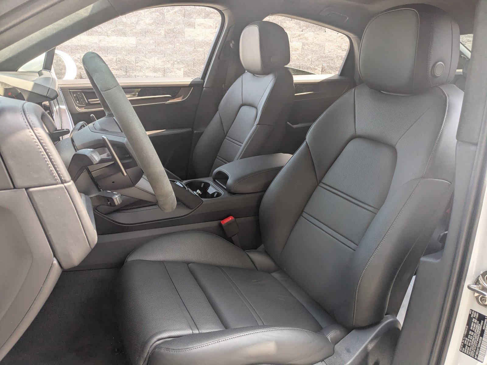 New 2025 Porsche Cayenne GTS image 5