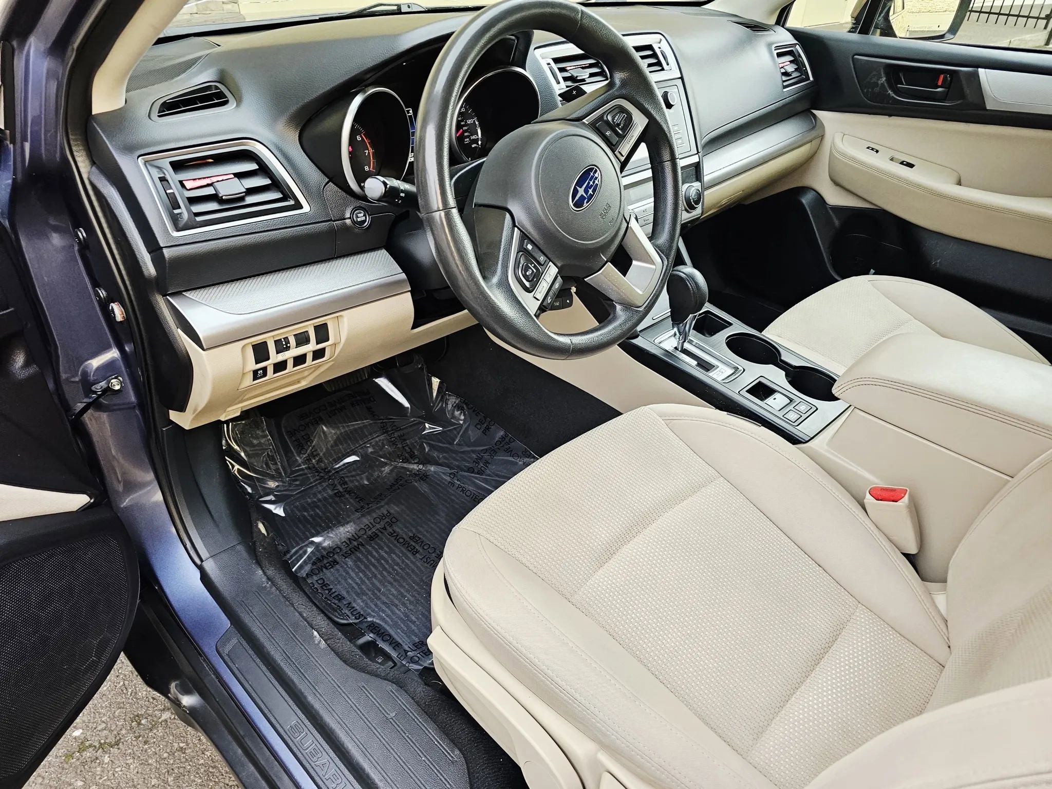Used 2017 Subaru Outback 2.5i AWD/4WD image 9