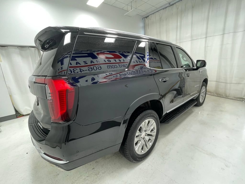 Used 2025 GMC Yukon Denali AWD/4WD image 4