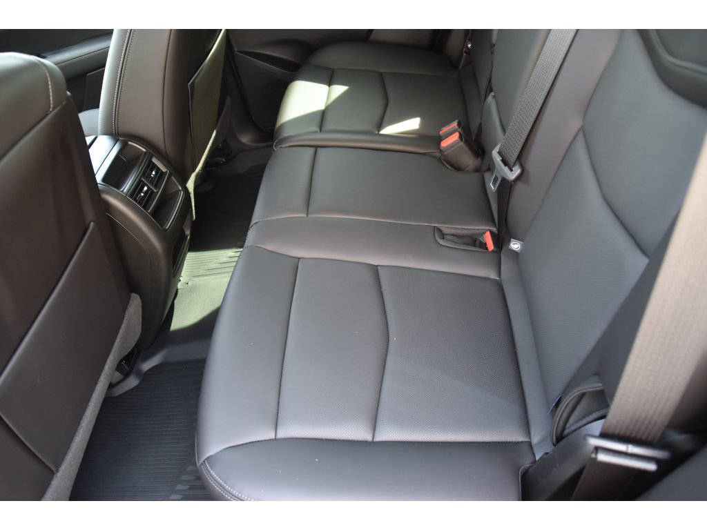 New 2025 Cadillac XT5 Premium Luxury w/ LPO, Floor Liner Package image 15