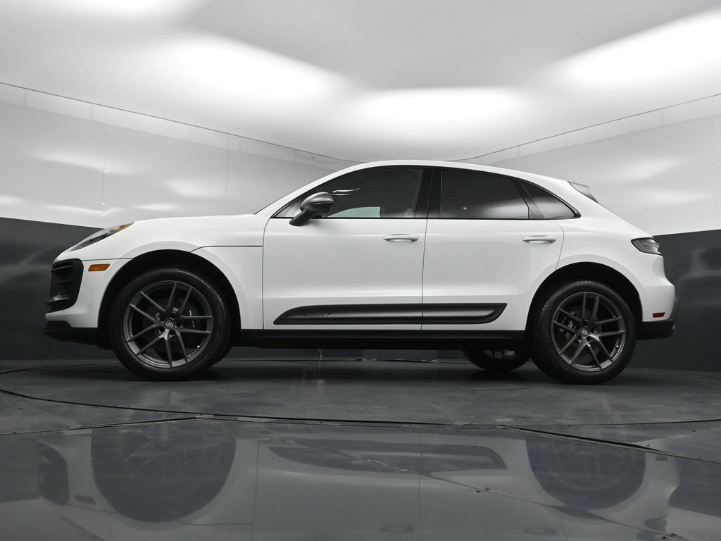 New 2026 Porsche Macan Turbo AWD/4WD image 21