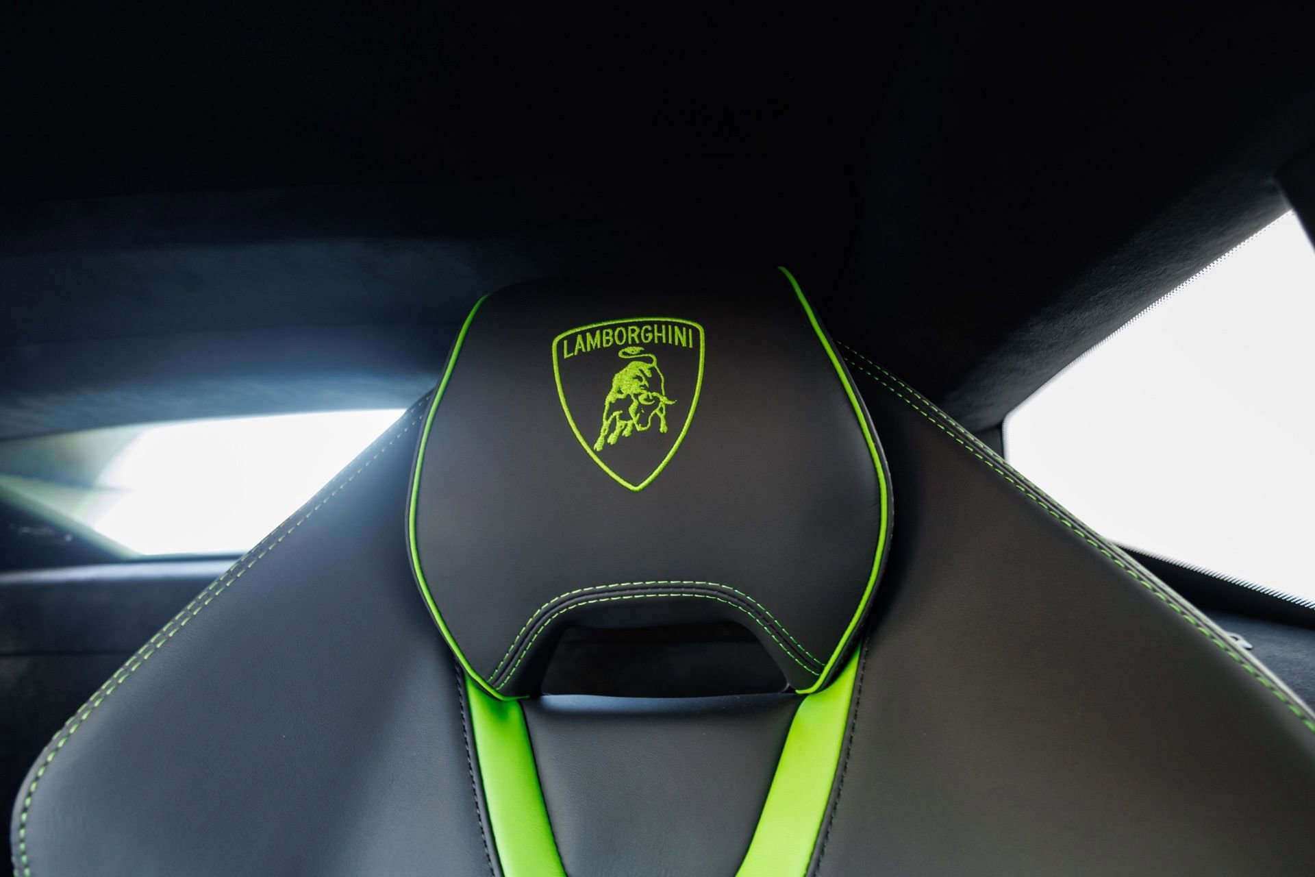 Used 2023 Lamborghini Huracan Tecnica image 44